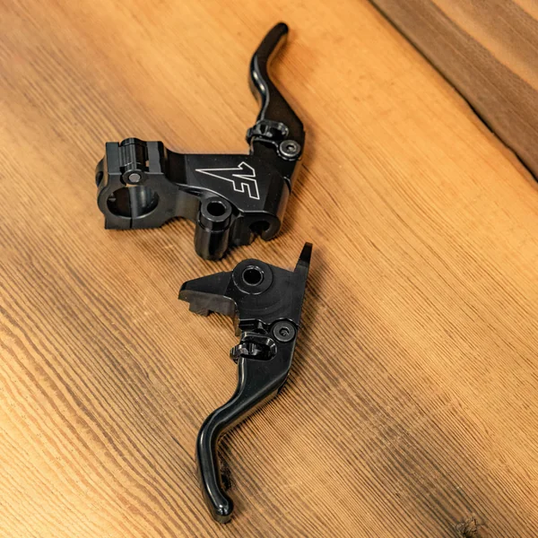 1FNGR Signature Series Adjustable Easier Pull Clutch & Brake Lever Kit for 2015-2024 Harley Softail - Image 8