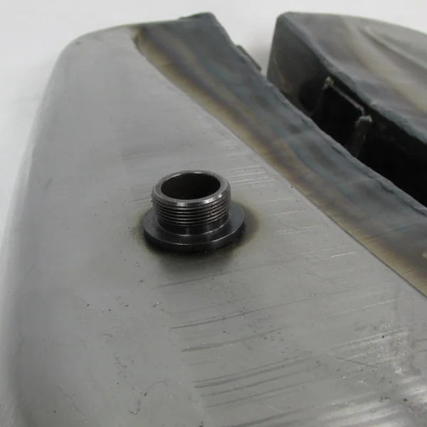 6 Gallon Gas Tank with 22mm Petcock Bung - Fits 1984-1999 FXST Harley Davidson Softail & 1986-1999 FLST Fat Bob - Screw-in Style Gas Cap Bungs - Image 15