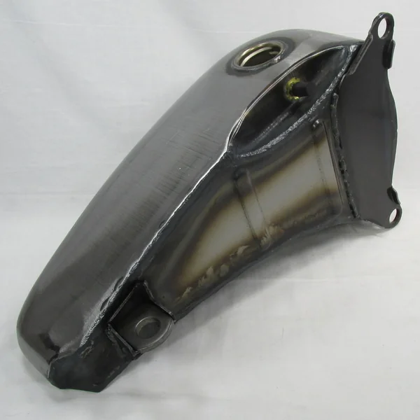 6 Gallon Gas Tank with 22mm Petcock Bung - Fits 1984-1999 FXST Harley Davidson Softail & 1986-1999 FLST Fat Bob - Screw-in Style Gas Cap Bungs - Image 8