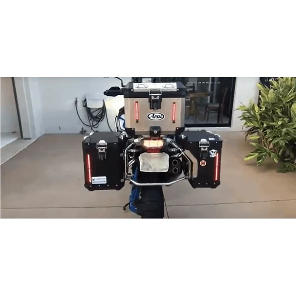 AdMore Universal Top Case Bi-Color Kit | Small - Image 2