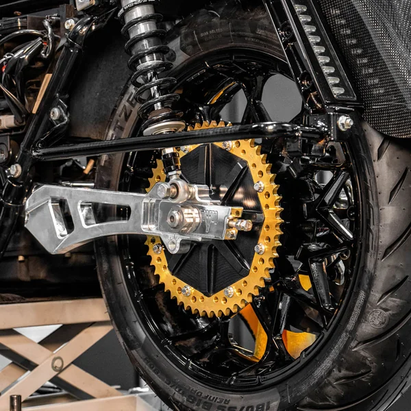 Alloy Art Cush Drive Chain Sprocket for 2009-2023 Harley Touring - Black Carrier - Image 4