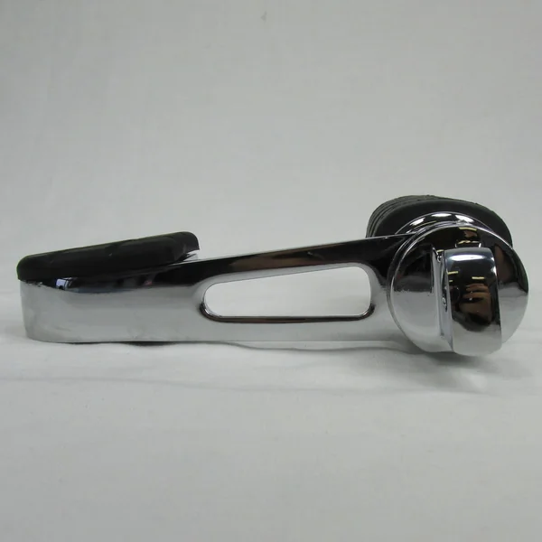 Anti-Vibration Foot Rests with Heel Supports - Chrome, Sold As A Pair, For Use with Most Harley Davidson Models - Image 11