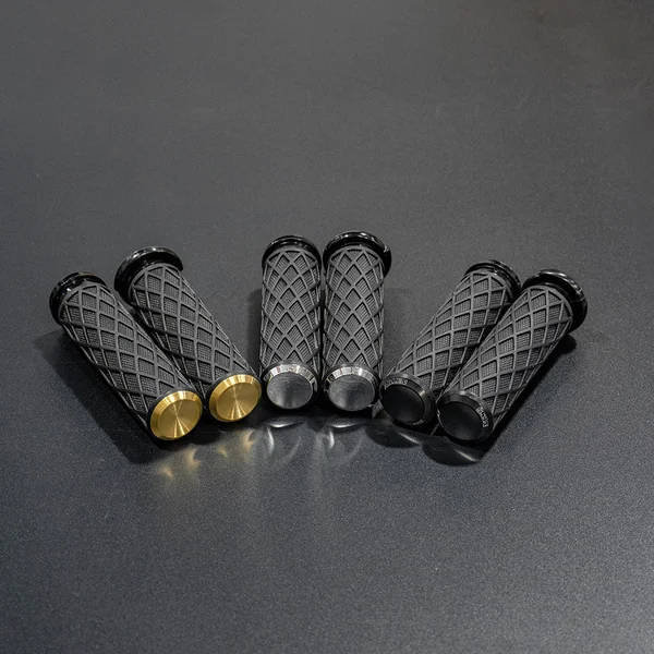 Arlen Ness Diamond Grips for Harley - Brass - Image 3