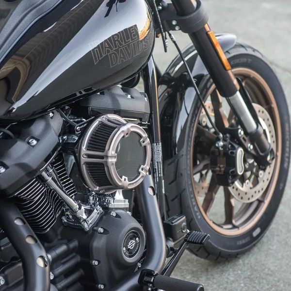 Arlen Ness® Method™ Clear Series Air Cleaner with Titanium finish for 08-16 Harley FLT / 16-17 FLST and FXDLS (FBW) 600017 - Image 2