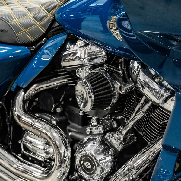 Arlen Ness Mini 22° Air Cleaner for 2017-2023 Harley M8 - Chrome - Image 5