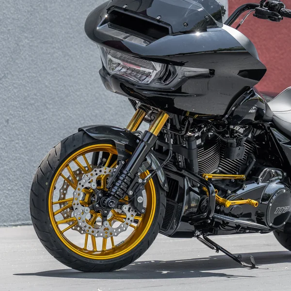 Arlen Ness Split Spoke Forged Wheel for Harley - Gold - Image 5