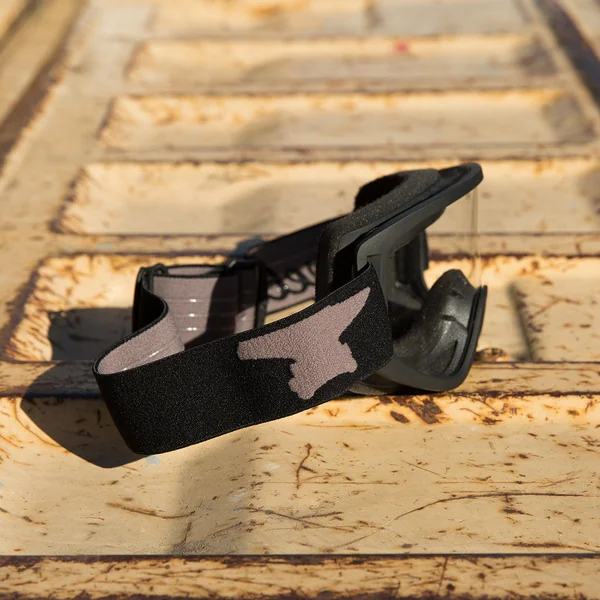 Biltwell Moto 2.0 Goggles - Script Black - Image 6