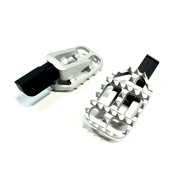 Bung King Grabber Foot Pegs for 2018-2025 Harley Softail - Image 5