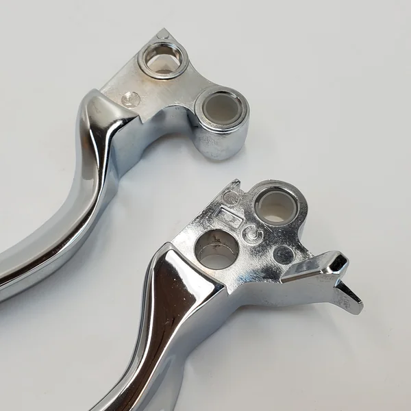 Chrome Ergonomic Smooth Wide Blade Brake & Clutch Levers for 1996-2007 Harley Touring, 1996-2017 Softail & Dyna with Cable Clutch/Throttle & 1996-2003 Sportster Models - Replaces HD# 45016-96 & 45017-93 - Image 5