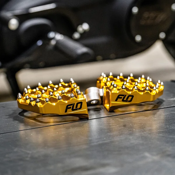 Flo Motorsports V4 Mini Floor Boards Foot Pegs for Harley - Gold - Image 3