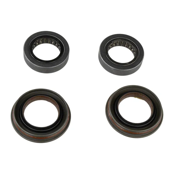 Ford Performance Super 8.8in IRS Axle Bearing & Seal Kit2015-2026 Ford Mustang