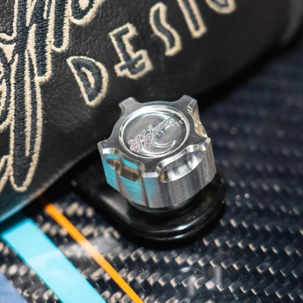 Hofmann Designs Moto-X Seat Screw for Harley - Image 4