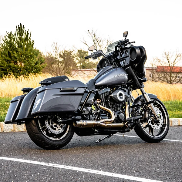 Horsepower Inc. Shorty Stainless 2-1 Exhaust 2007-2016 Harley Touring - Image 3