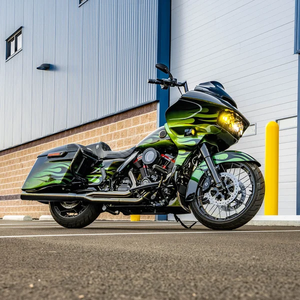 Khrome Werks 2-1 Exhaust with 3-Step Header for 2017-2024 Harley Touring - Eclipse - Image 4