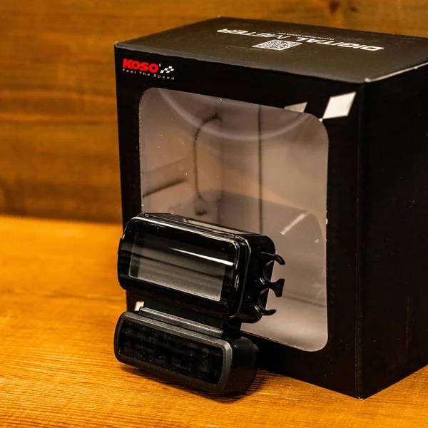 Koso Multifunction Speedo and Tach Gauge for 2014-2023 Harley Touring - Image 7