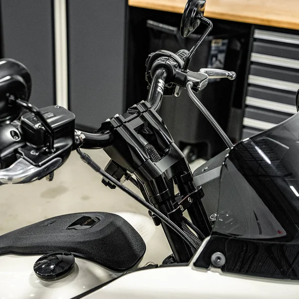 Kraus Bully ST 10" Pro T-Bar Kit for 2022-2023 Harley Low Rider ST - Image 4