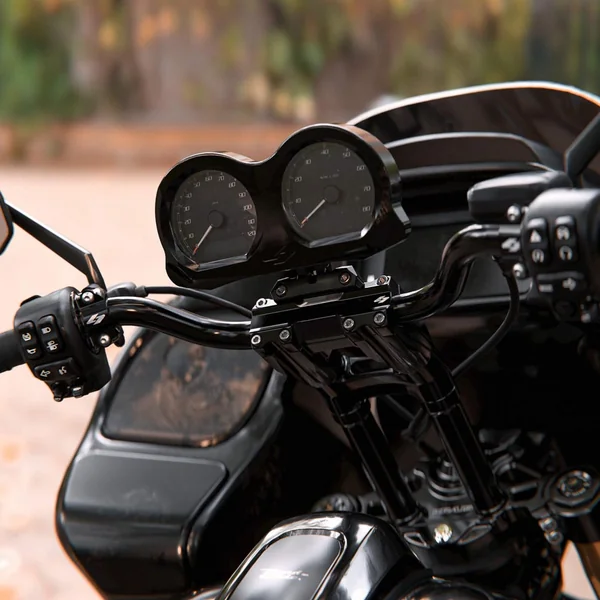 Kraus LUX Gauge Bezel for Harley Road Glide - Image 5