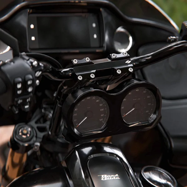 Kraus LUX Gauge Bezel for Harley Road Glide - Image 8