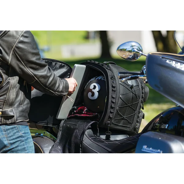 Kuryakyn Momentum Road Warrior Bag - Image 8