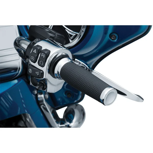 Kuryakyn Thresher Grips for Harley Electronic Throttle - Chrome - Image 2