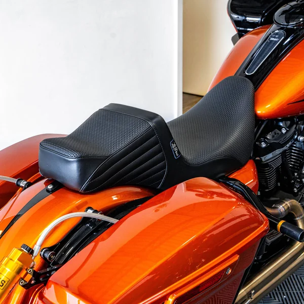 LePera Tailwhip Daddy Long Legs Seat for 2008-2023 Harley Touring - Basket Weave - Image 2