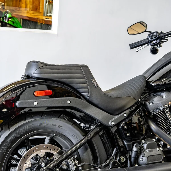 LePera Tailwhip Seat for 2018-2024 Harley Softail FXLR/FLSB - Pleated w/ Grip Tape - Image 3