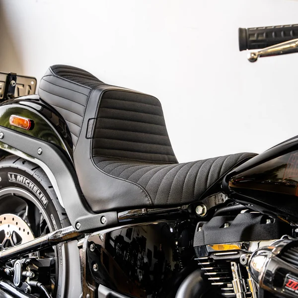 LePera Tailwhip Seat for 2018-2024 Harley Softail FXLR/FLSB - Pleated w/ Grip Tape - Image 4