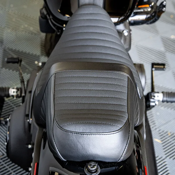LePera Tailwhip Seat for 2018-2024 Harley Softail FXLR/FLSB - Pleated w/ Grip Tape - Image 5
