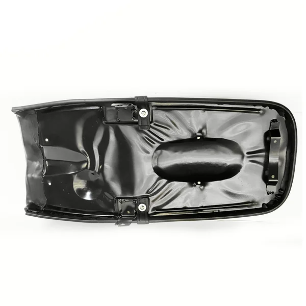 Norton Interstate MK11 Seat 850cc 06-3677. Strap/ Lined Top/ Silver logo - Image 4