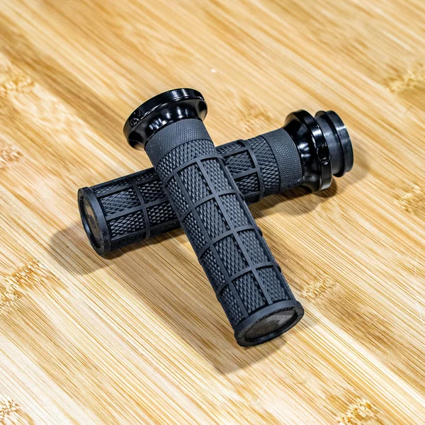 ODI Hart Luck Full Waffle Lock-On Grips for Harley Electronic Throttle - Image 3