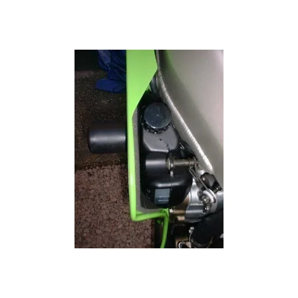 R&G Classic Style Crash Protectors for Kawasaki ZX6-R ‘1P - Image 5