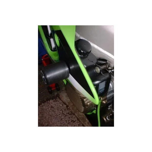 R&G Classic Style Crash Protectors for Kawasaki ZX6-R ‘1P - Image 6