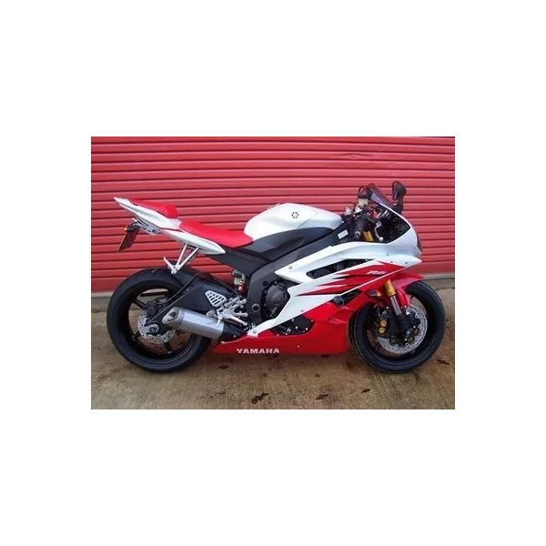 R&G Classic Style Crash Protectors for Yamaha YZF-R6 ’06-’16, White - Image 4