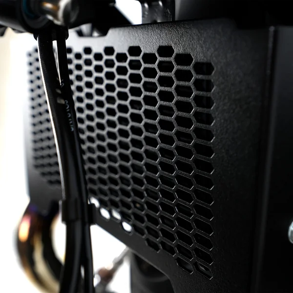 R&G Oil Cooler Guard for BMW R12 nineT ’24- - Image 5