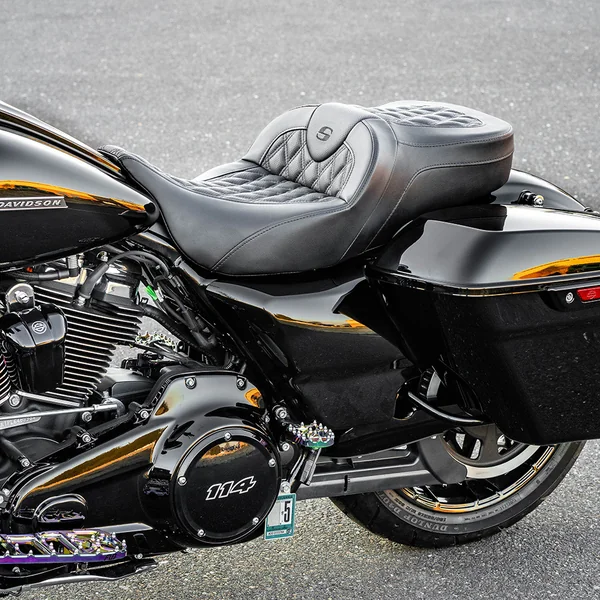 Saddlemen Road Sofa Seat for 2008-2023 Harley Touring - Lattice Stitch - Image 4