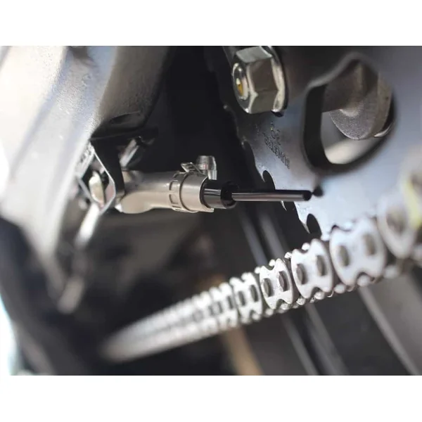 Scottoiler xSystem Electronic Chain Oiler Kit with High Temperature Red Scottoil - Image 3