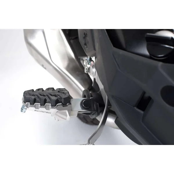 SW-MOTECH EVO Adjustable Foot Peg Kit for BMW RnineT Urban G/S ’18-’19 - Image 6
