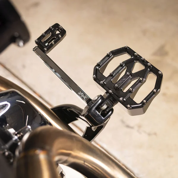 Thrashin Supply Aggressor Mini Floorboards for Harley - Black - Image 3