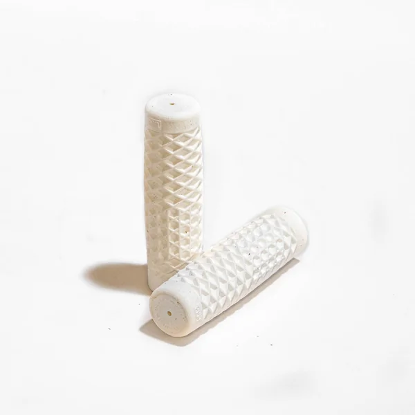 Vans Cult V-Twin Grips for Harley - Image 4